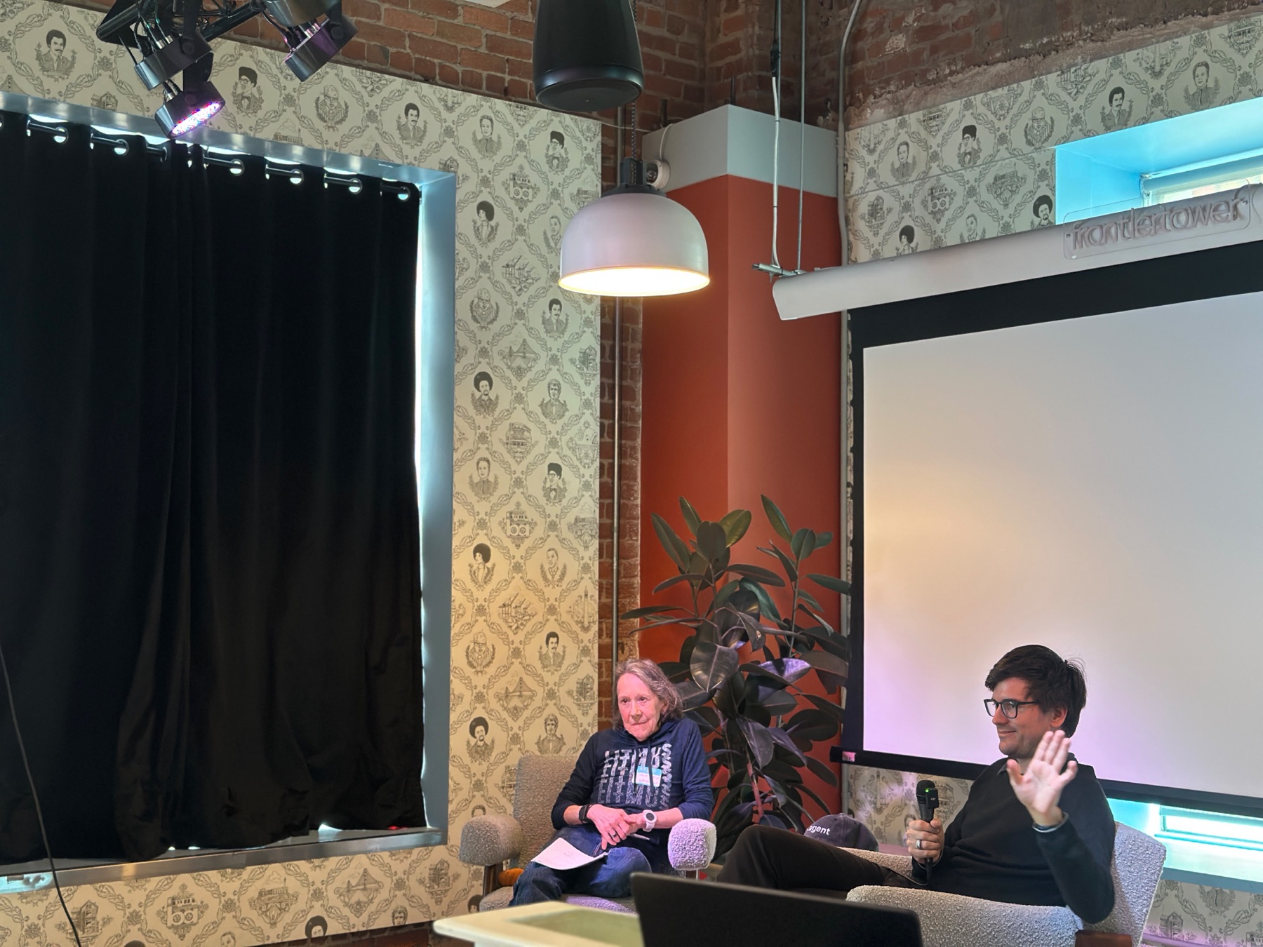 Esther Dyson and Balázs Nemethi in conversation on stage